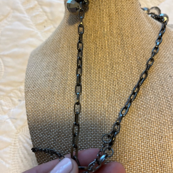 Crystal statement necklace - Picture 3 of 3